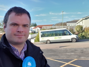 KF With 60/61 Bus in Livermead.